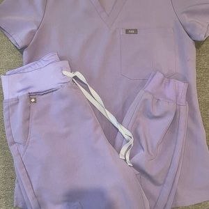 Lavender Dew Figs Scrubs